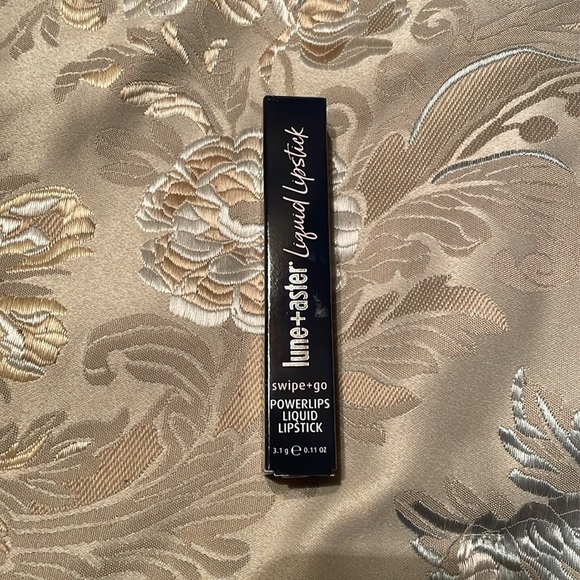Lune+Aster Powerlips Liquid Lipstick (full size) in color double booked - Picture 4 of 7